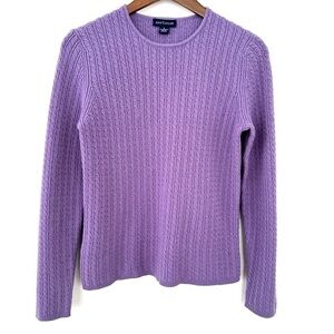 Ann Taylor sweater with crew neck, long sleeves, baby  cable knit 💯 lambs wool
